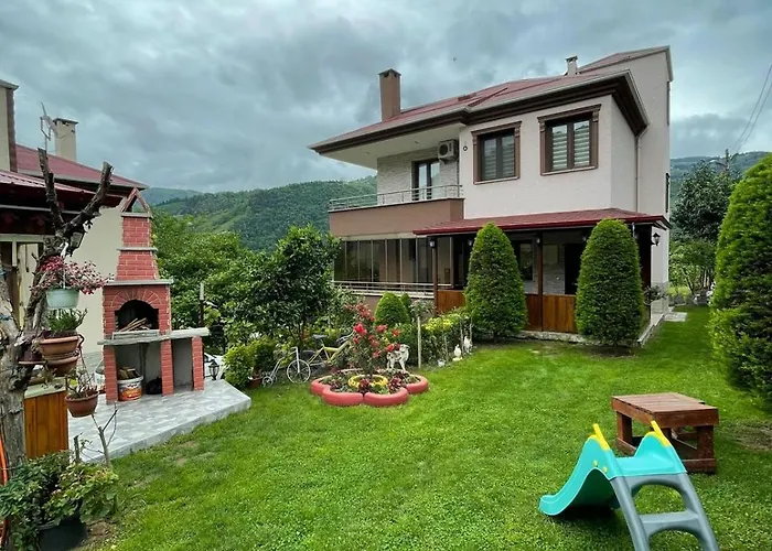Vinland Villa Atalar